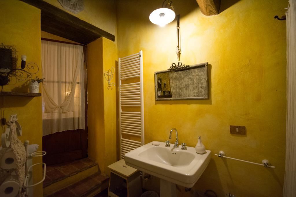 Locanda Dei Melograni Gossolengo Extérieur photo