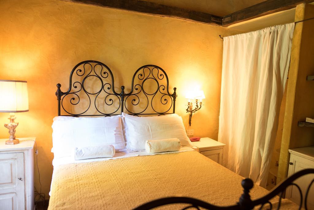 Locanda Dei Melograni Gossolengo Extérieur photo