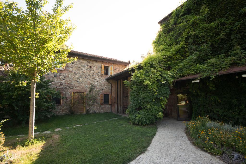 Locanda Dei Melograni Gossolengo Extérieur photo