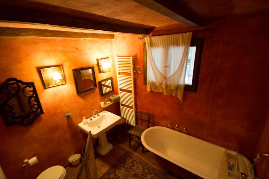 Locanda Dei Melograni Gossolengo Extérieur photo