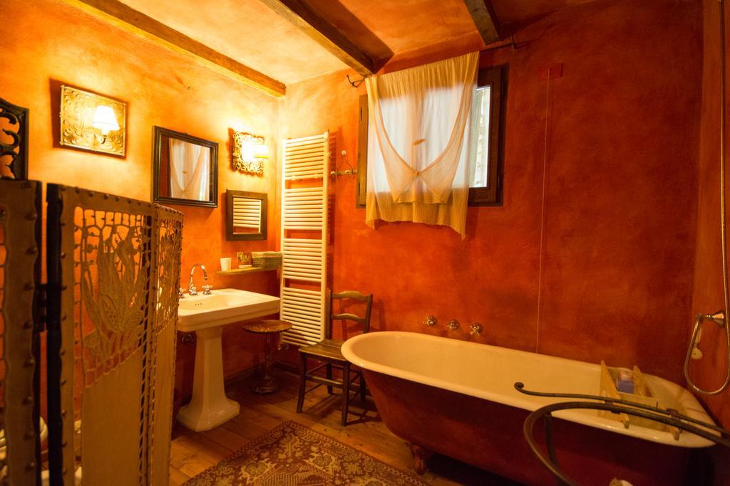 Locanda Dei Melograni Gossolengo Extérieur photo
